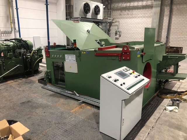 Spin-on Casting Machine – view 17