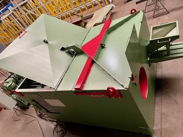 Spin-on Casting Machine – view 18