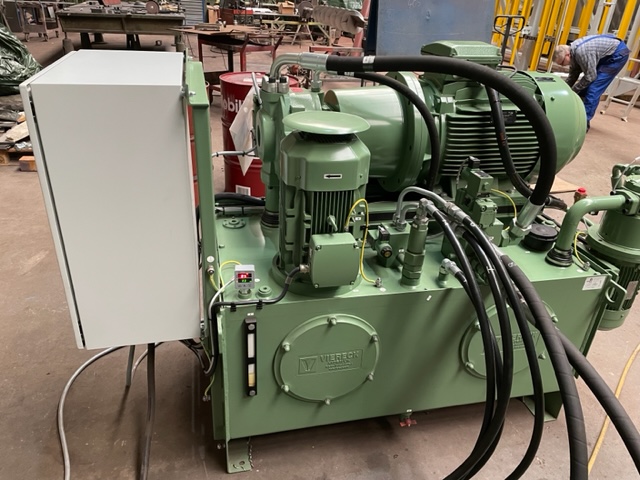 Spin-on Casting Machine – view 3